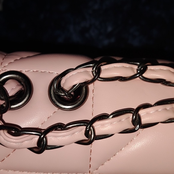 Pink Quilted Chain Shoulder Bag - Picture 7 of 7